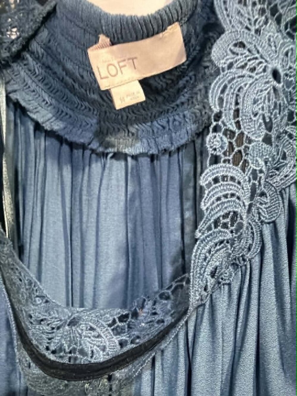 Loft blue blouse size M ruffle sleeves and bottom - Picture 7 of 7